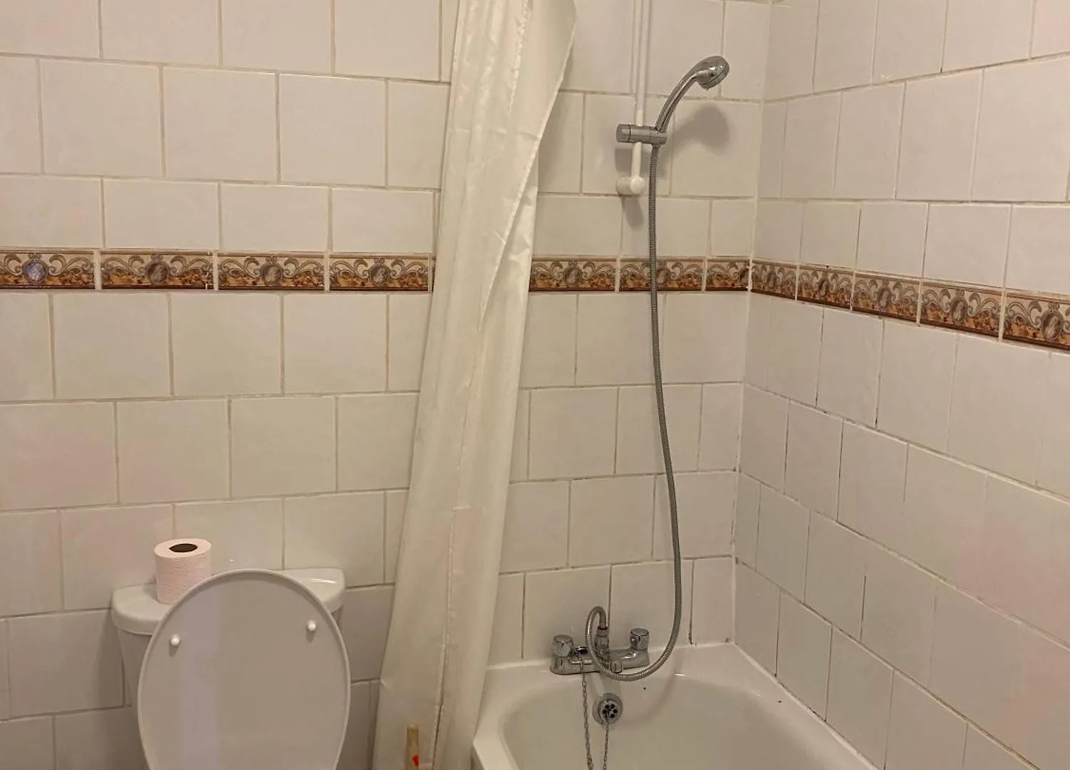 לונדון Privet Room Near Cambridge Heath Station בית אירוח