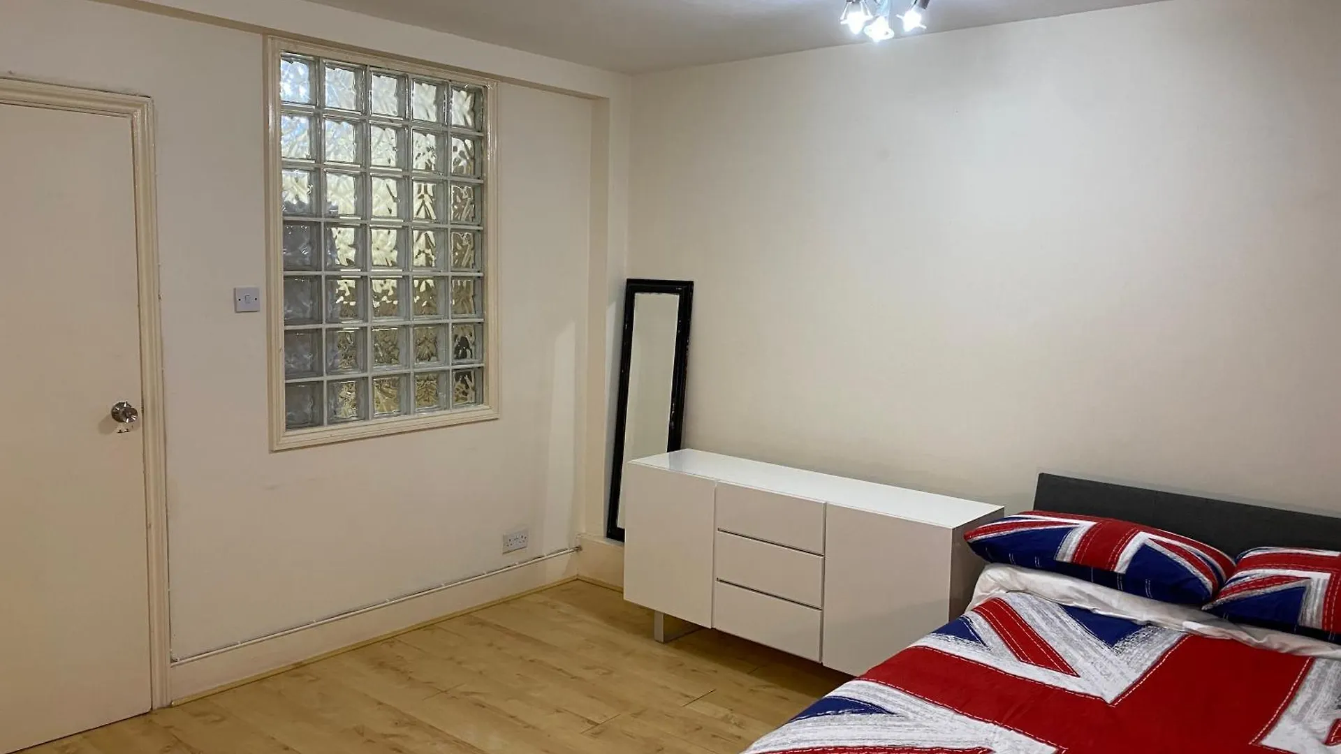 Homestay Privet Room Near Cambridge Heath Station London United Kingdom