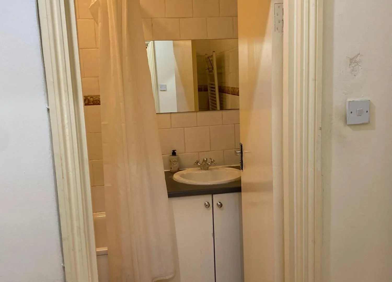 Homestay Privet Room Near Cambridge Heath Station London