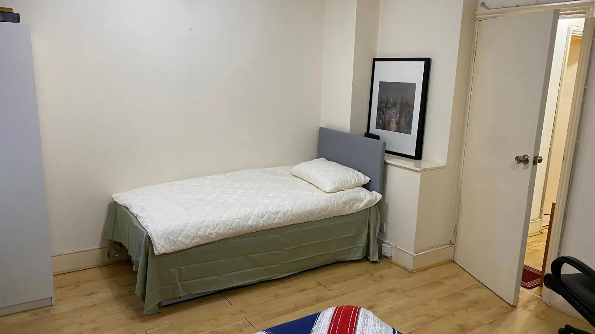 Privet Room Near Cambridge Heath Station London